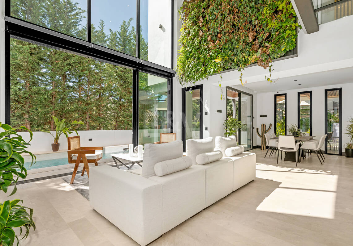 Luxurious and Eco-Friendly Contemporary Home in Casablanca, Marbella