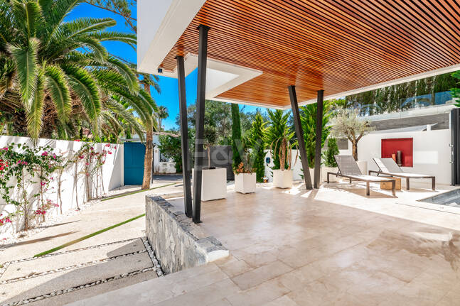 Luxurious and Eco-Friendly Contemporary Home in Casablanca, Marbella
