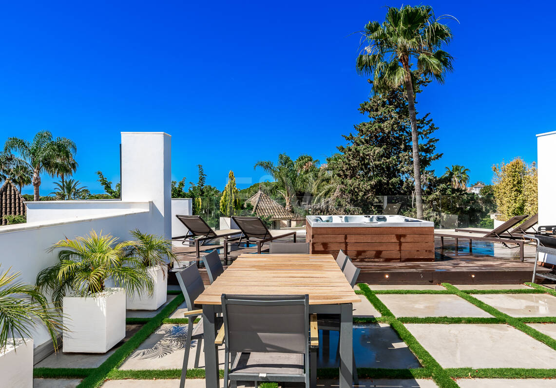 Luxurious and Eco-Friendly Contemporary Home in Casablanca, Marbella