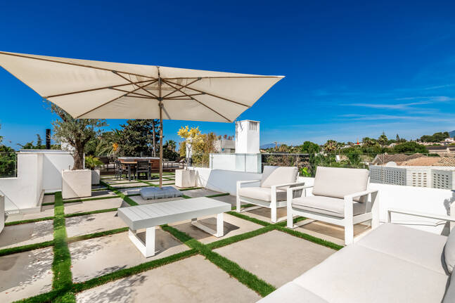 Luxurious and Eco-Friendly Contemporary Home in Casablanca, Marbella