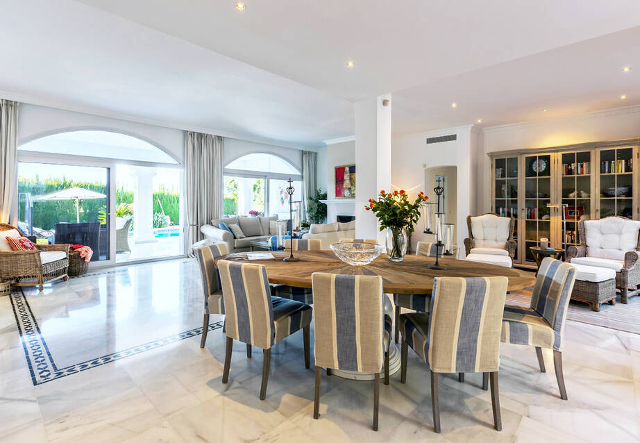 Bungalow en Sierra Blanca con azotea y vistas solo disponible para corta temporada