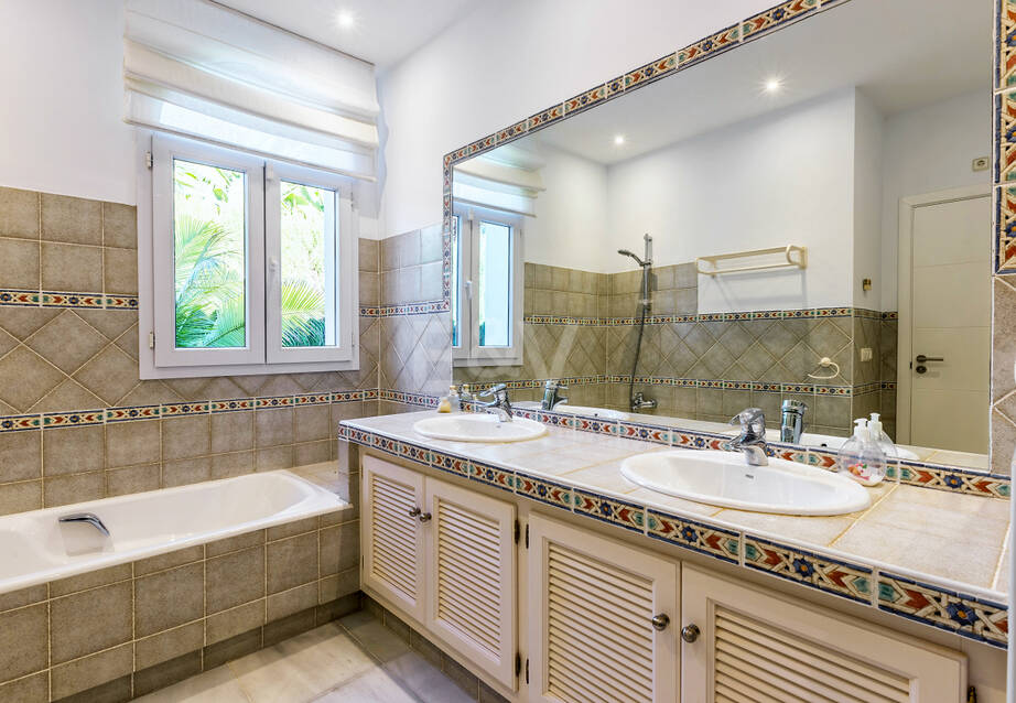 Bungalow en Sierra Blanca con azotea y vistas solo disponible para corta temporada