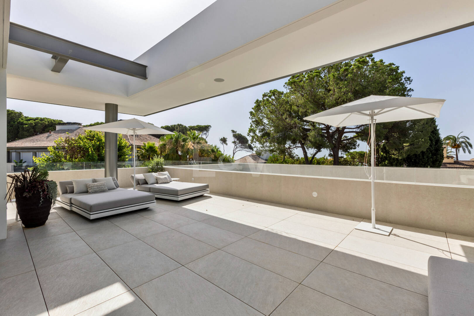 Villa à louer en Beach Side Golden Mile, Marbella Golden Mile