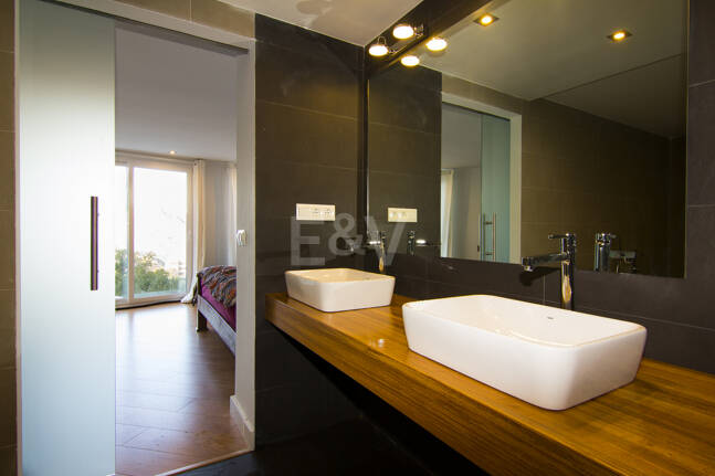 Villa familiar en La Mairena con bonitas vistas