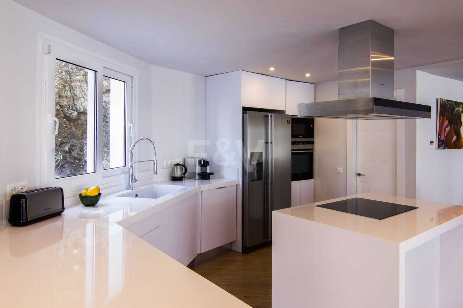 Rodzinna willa w La Mairena z ładnymi widokami