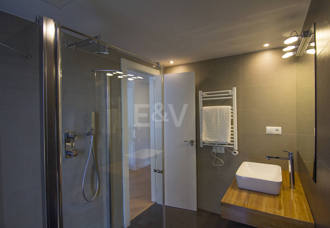 Villa familiar en La Mairena con bonitas vistas