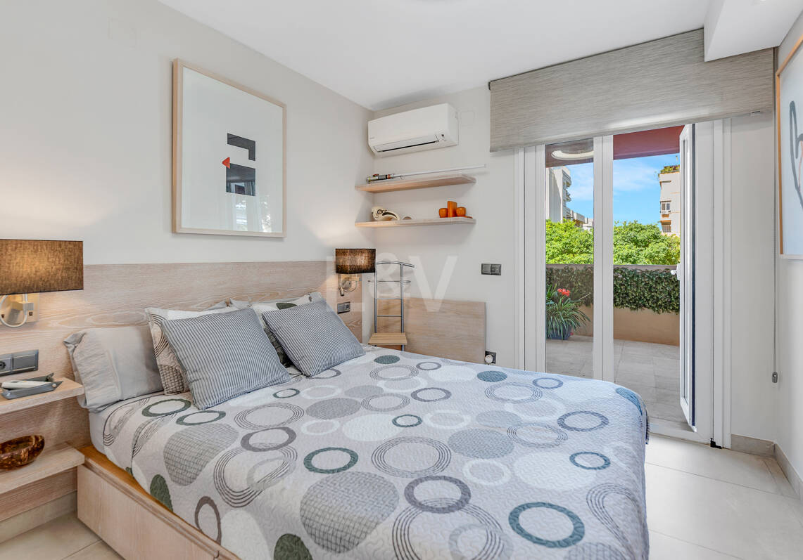 Appartement spacieux bord de mer avec emplacement central privilégié