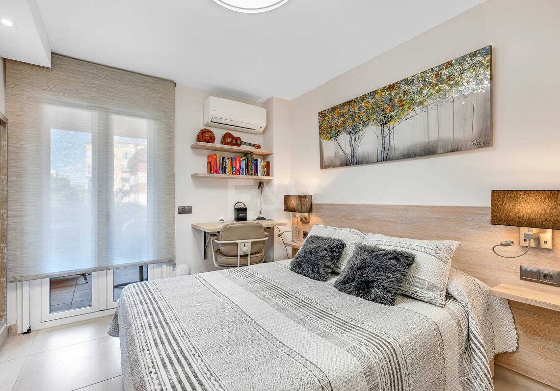 Appartement spacieux bord de mer avec emplacement central privilégié