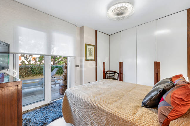 Beachside Przestronny Apartament z Uprzywilejowanym Central Lokalizacja