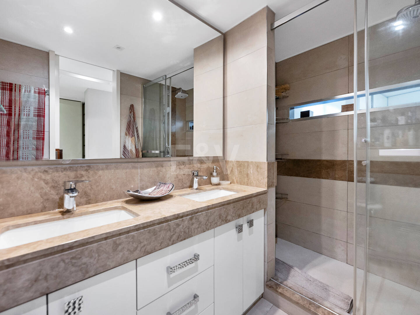 Beachside rymlig lägenhet med privilegierad central plats