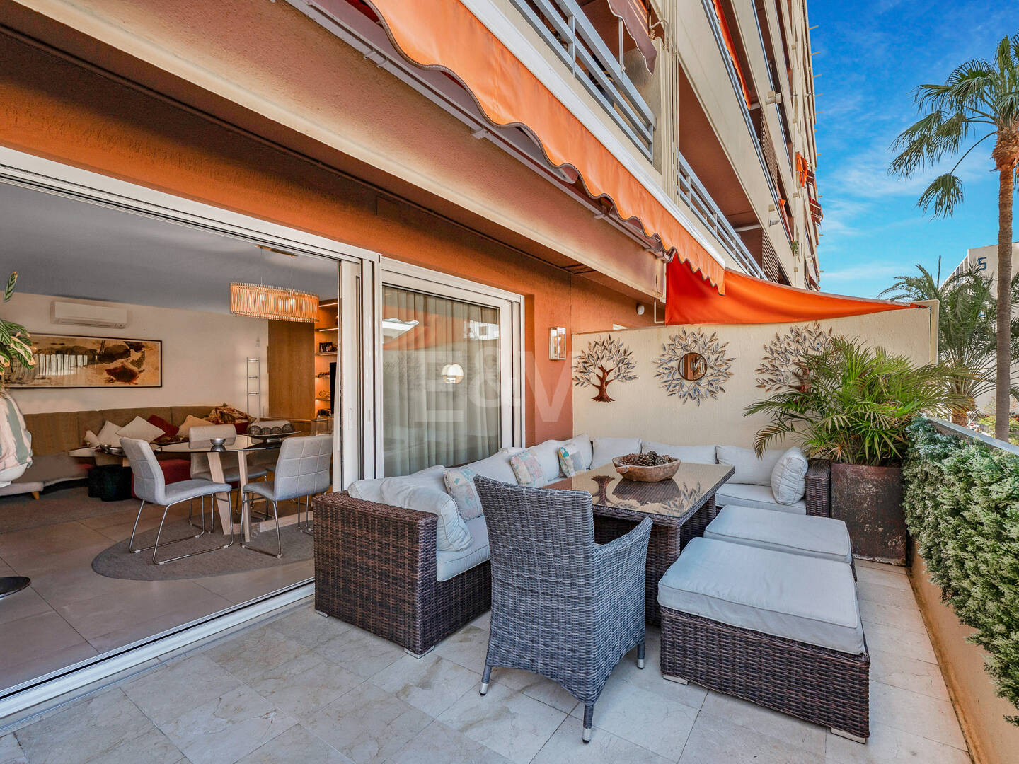 Beachside rymlig lägenhet med privilegierad central plats