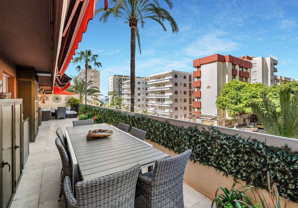 Appartement spacieux bord de mer avec emplacement central privilégié