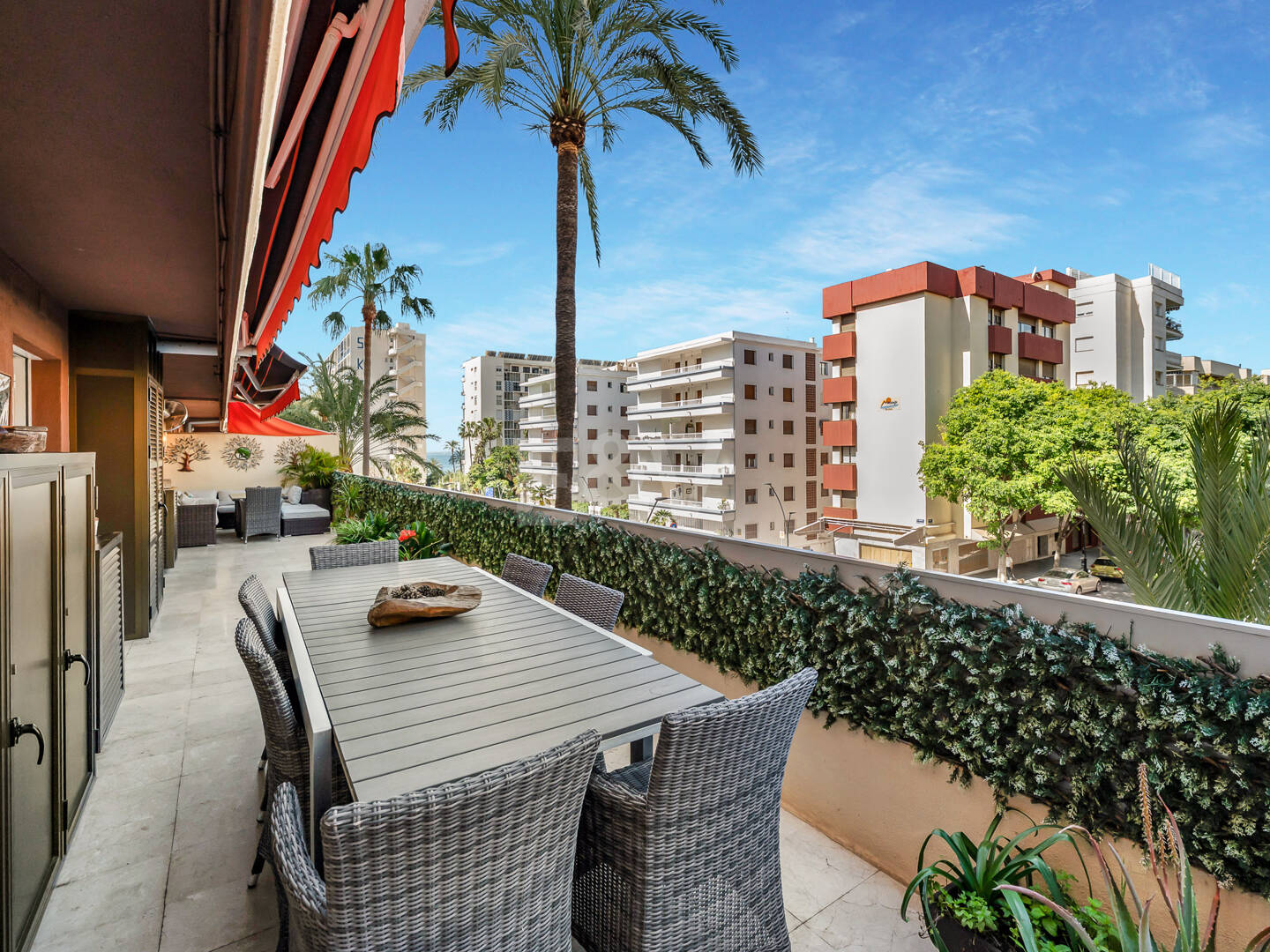 Beachside rymlig lägenhet med privilegierad central plats