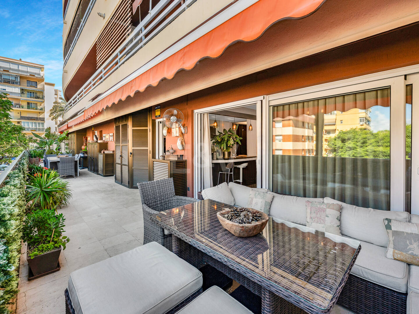 Beachside rymlig lägenhet med privilegierad central plats