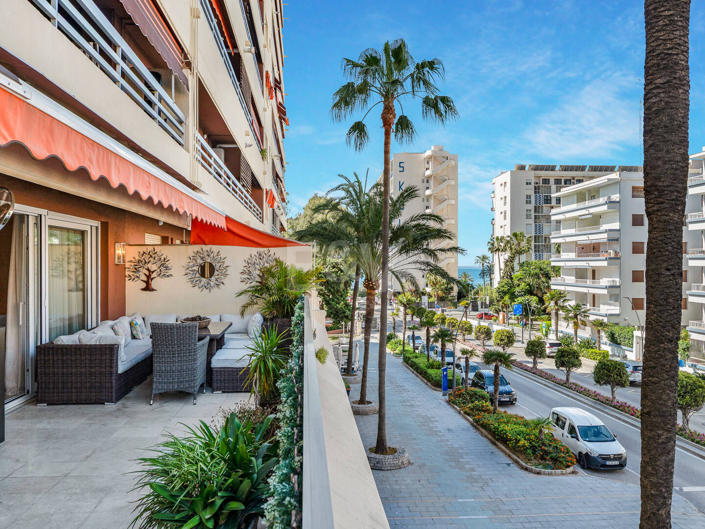 Beachside rymlig lägenhet med privilegierad central plats