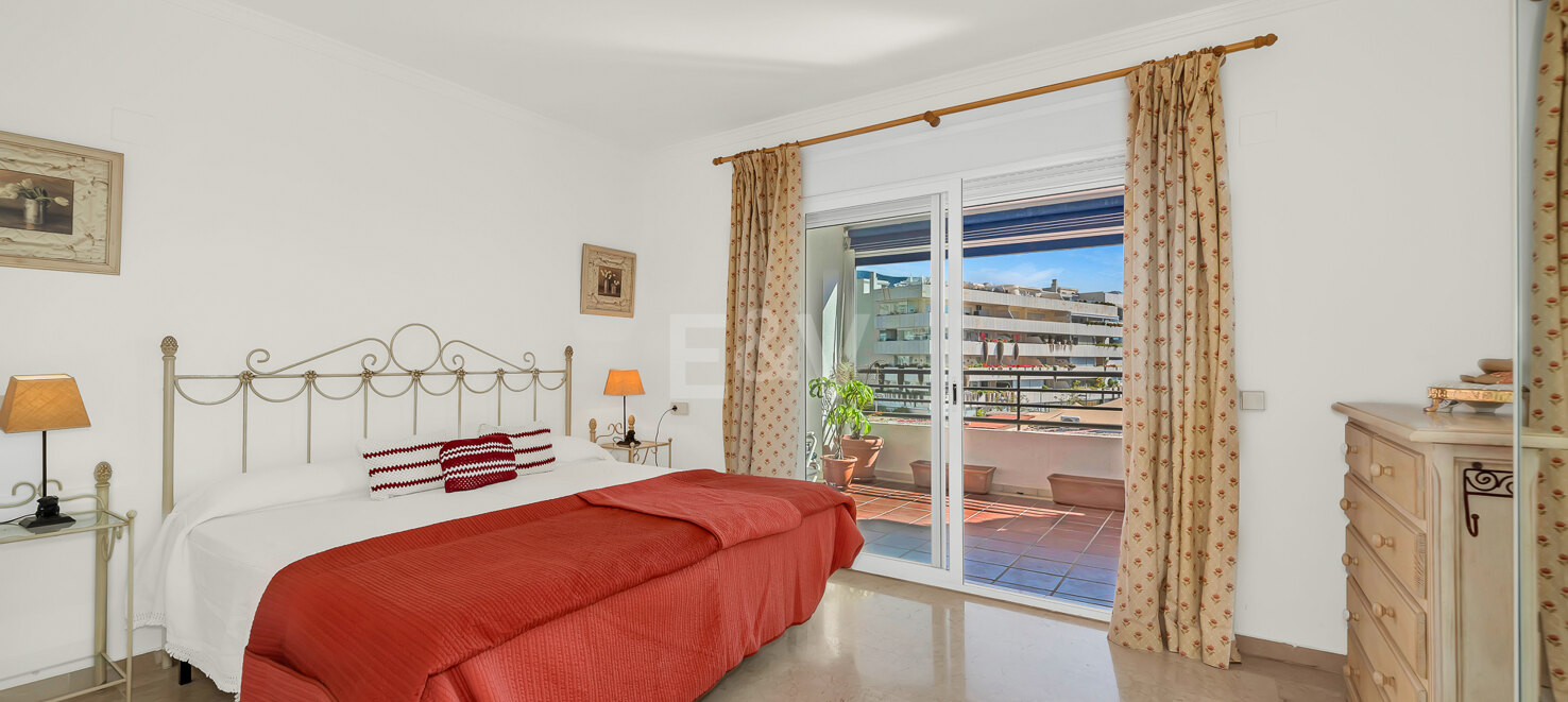 Lägenhet till salu i Puerto Banus, Marbella