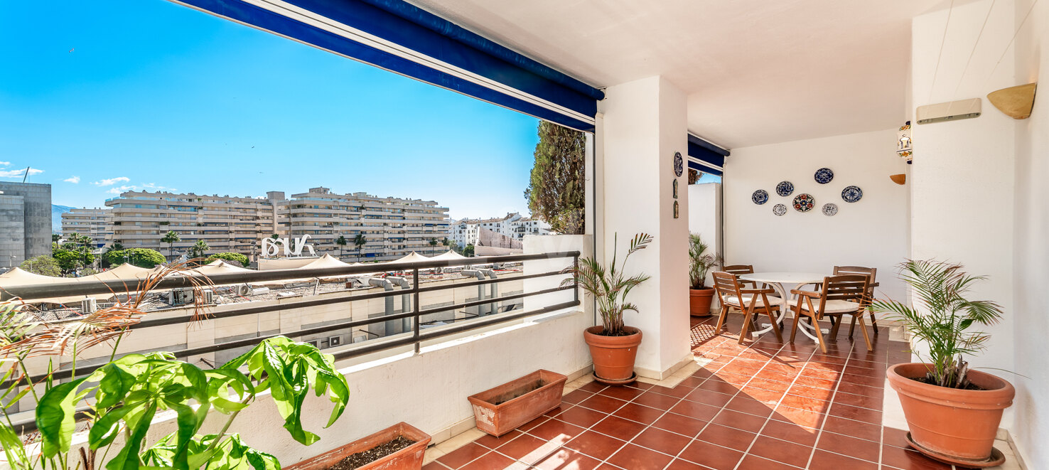 Lägenhet till salu i Puerto Banus, Marbella