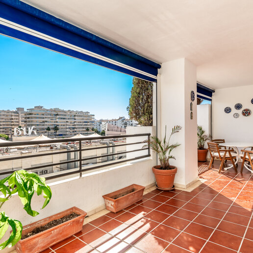 Lägenhet till salu i Puerto Banus, Marbella
