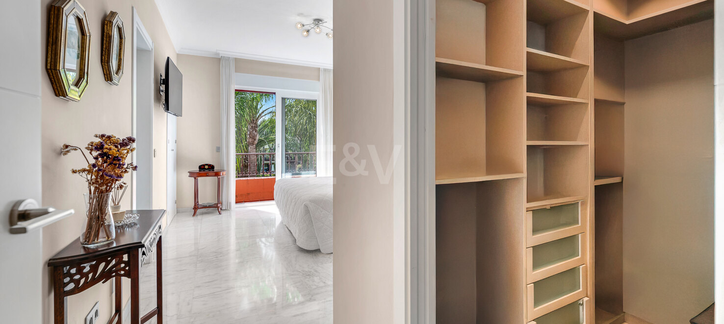 Elegant Semi-Detached Villa i Jardines de las Lomas - Golden Mile Living med panoramautsikt