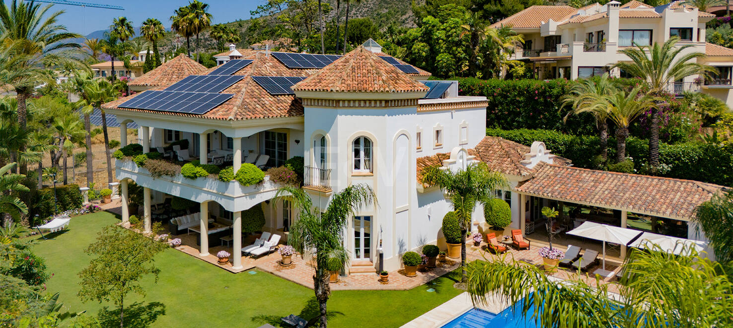 Elegant Classic Villa med panoramautsikt över havet i Sierra Blanca