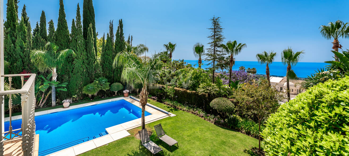 Elegant Classic Villa med panoramautsikt över havet i Sierra Blanca