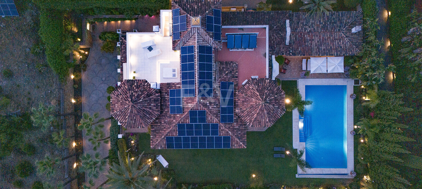 Elegante Klassische Villa in Sierra Blanca mit Panoramablick auf das Meer