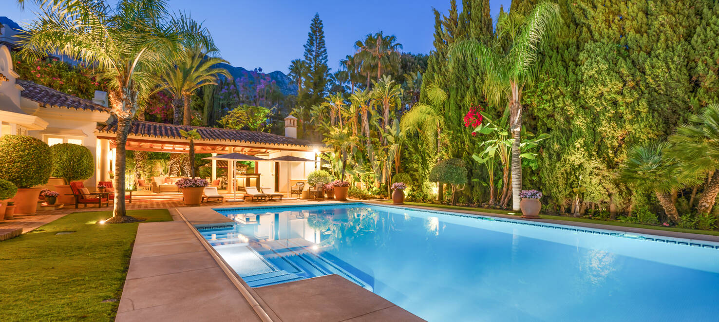 Elegant Classic Villa med panoramautsikt över havet i Sierra Blanca