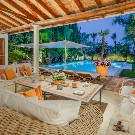 Elegant Classic Villa with Panoramic Sea Views in Sierra Blanca