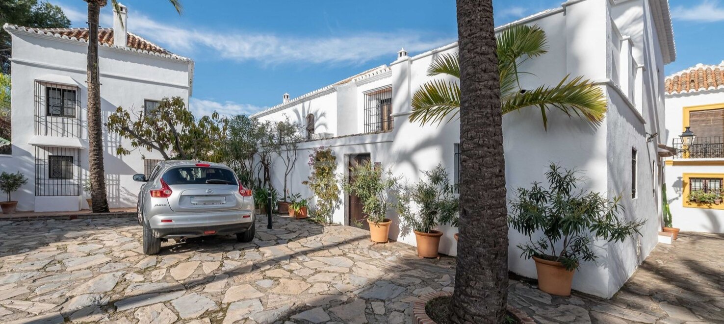 Modernisiertes Stadthaus in Lomas Pueblo mit privater Terrasse