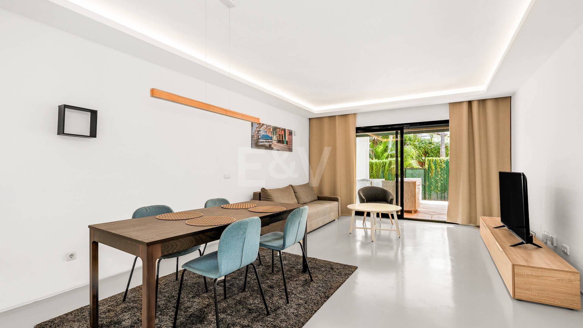 Charming Garden Apartment with Direct Pool Access in Gated Community