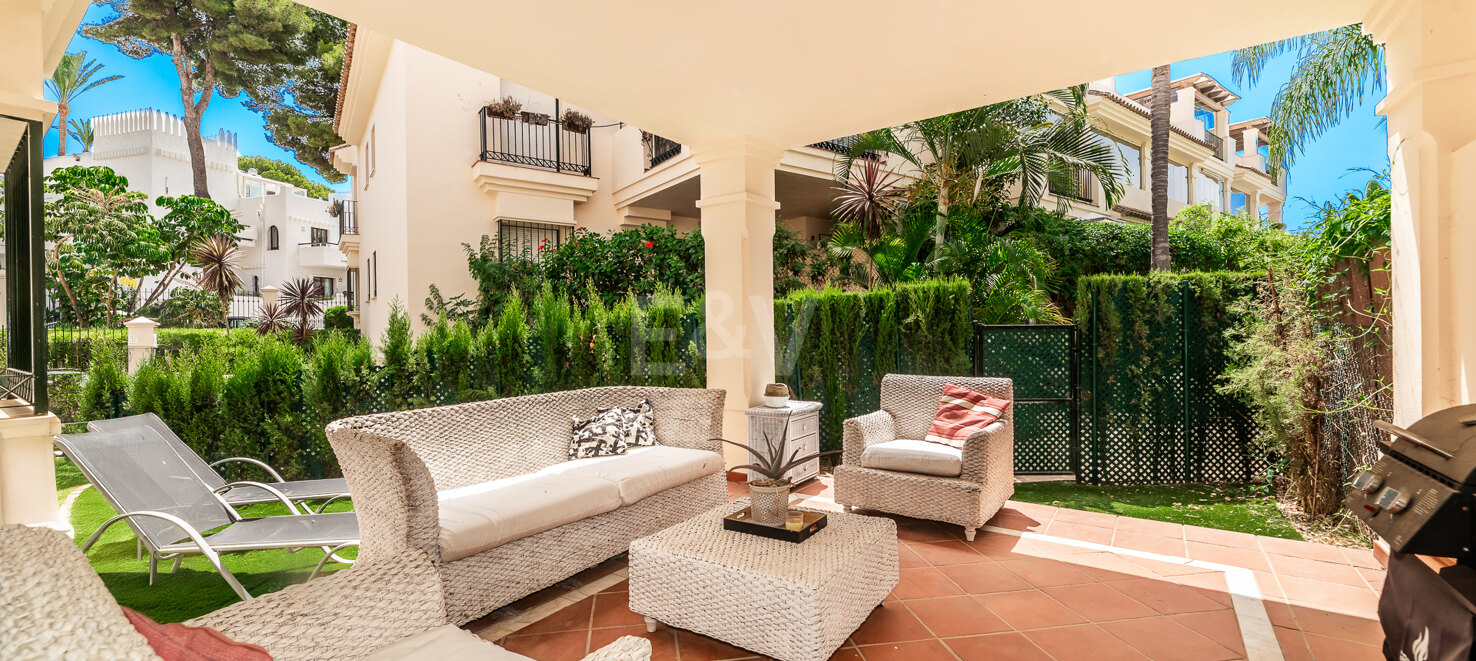 Charmantes Apartment mit sonniger Terrasse und direktem Poolzugang