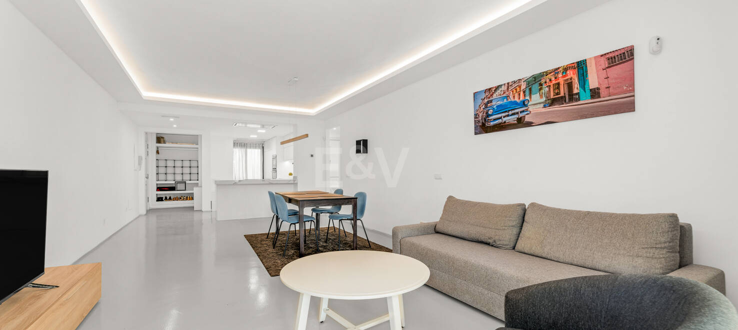 Charming Garden Apartment with Direct Pool Access in Gated Community