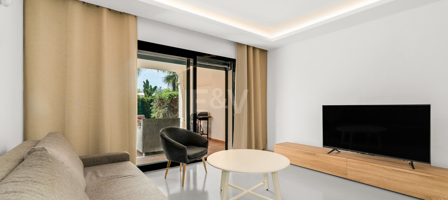 Charmantes Apartment mit sonniger Terrasse und direktem Poolzugang