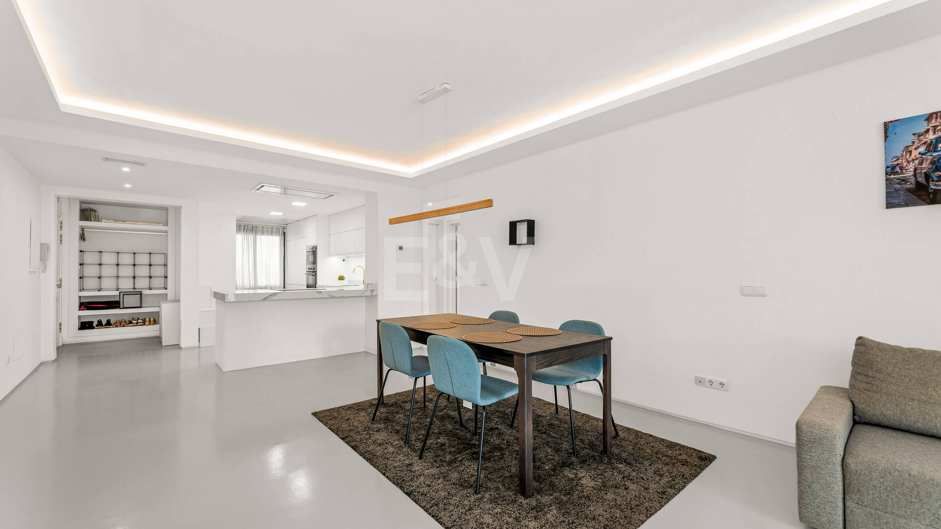 Charming Garden Apartment with Direct Pool Access in Gated Community