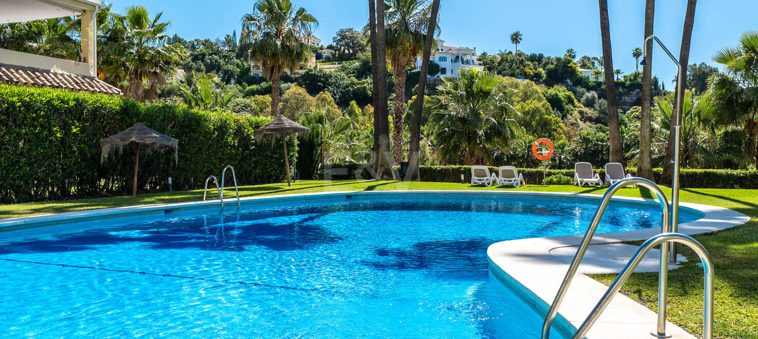 2-Bedroom Apartment with Golf Views in La Quinta