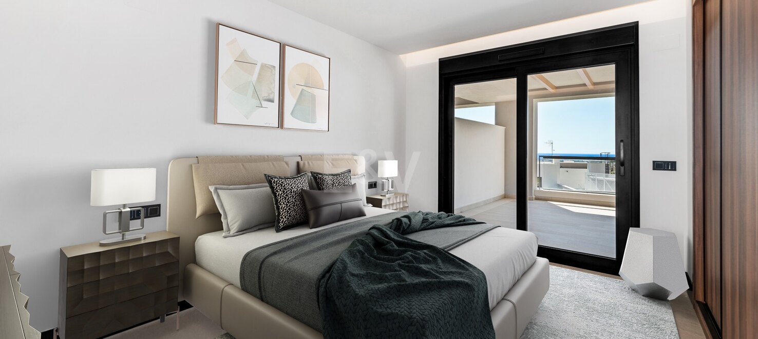 Luxury brand new apartment in Nueva Andalucia with open sea views