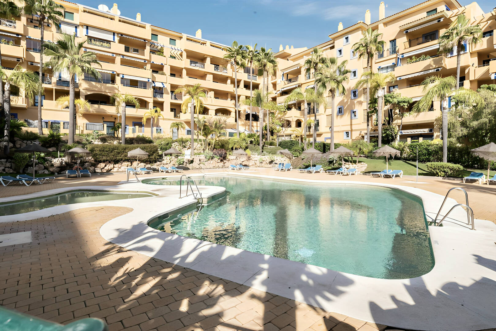 Elegancki apartament z morzem Widoki w pobliżu plaży