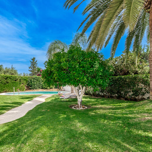 Chic Villa i naturlig inställning nära La Quinta