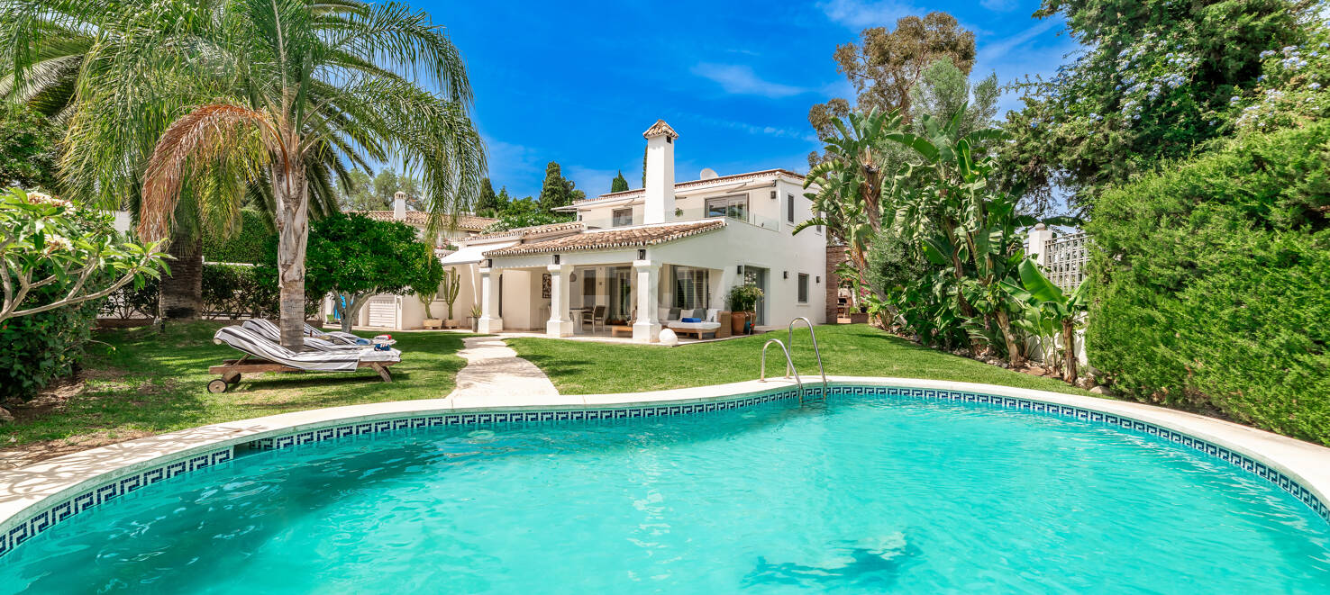 Chic Villa i naturlig inställning nära La Quinta