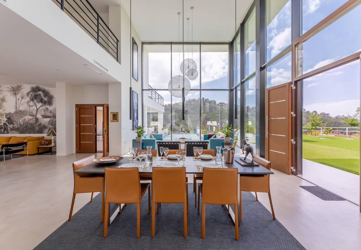 Exceptional Modern Villa with Privacy, Nature & Panoramic Views