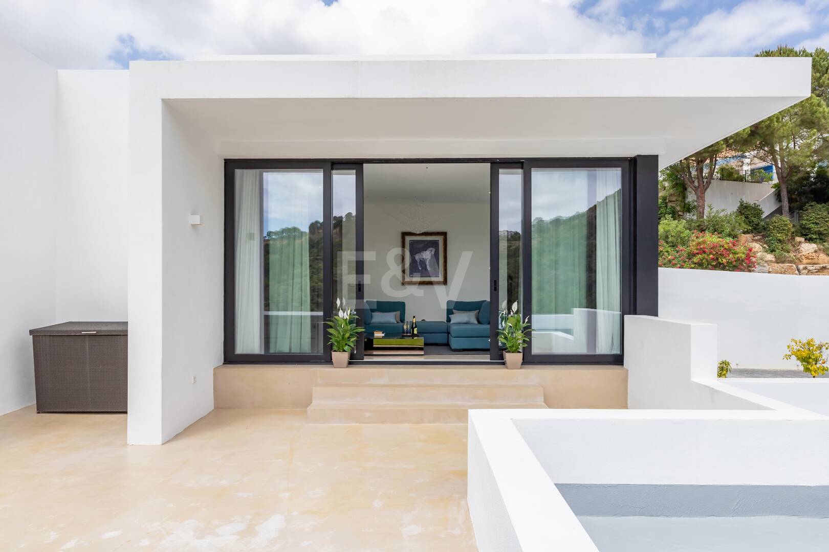 Exceptional Modern Villa with Privacy, Nature & Panoramic Views