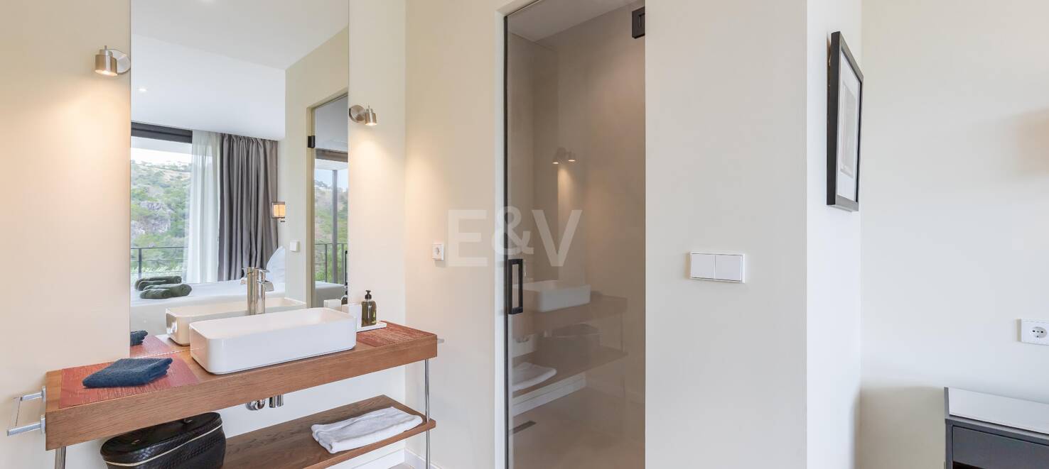 Exceptional Modern Villa with Privacy, Nature & Panoramic Views