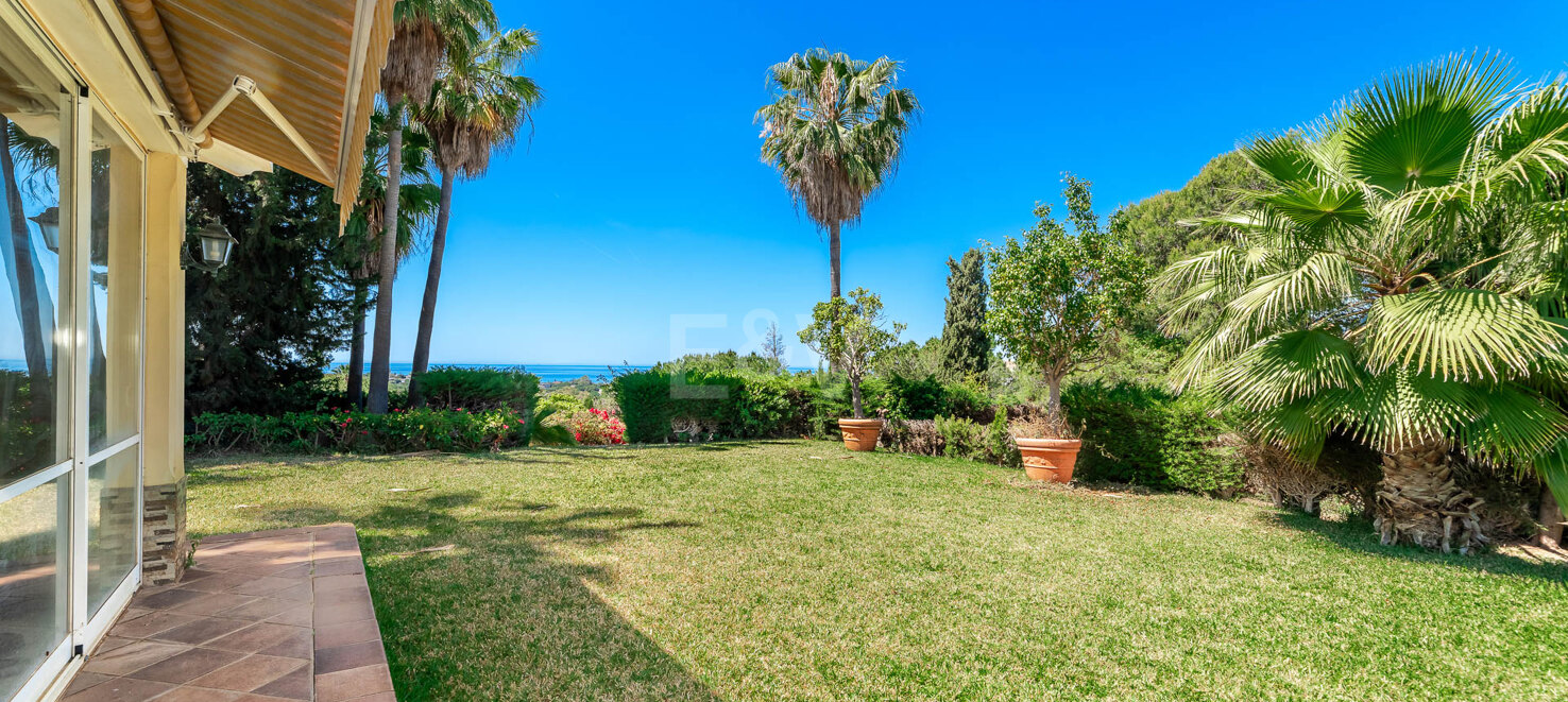 Possibilité d'investissement unique avec 5250m2 terrain dans la prestigieuse région d'Elviria
