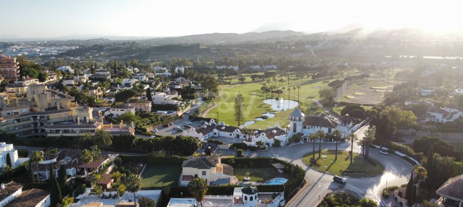 Investment Opportunity - Villa on double Plot with La Concha views