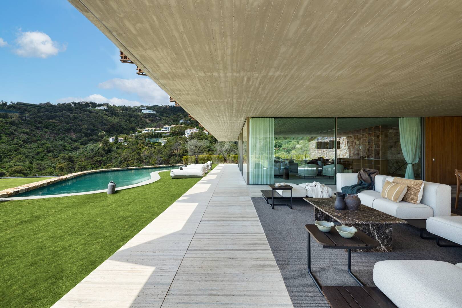 Villa Alia, El Madroñal - Flykt till förhöjd levande