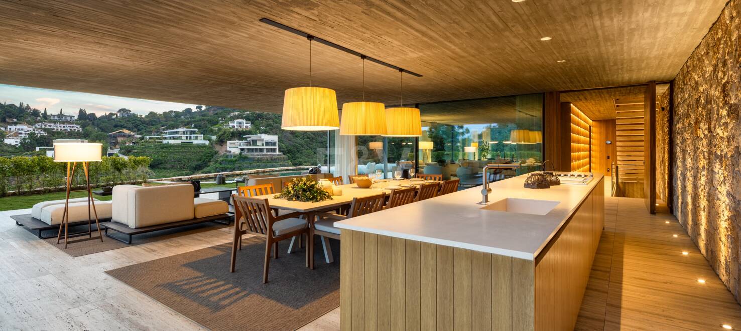 Villa Alia, El Madroñal - Escape to Elevated Living