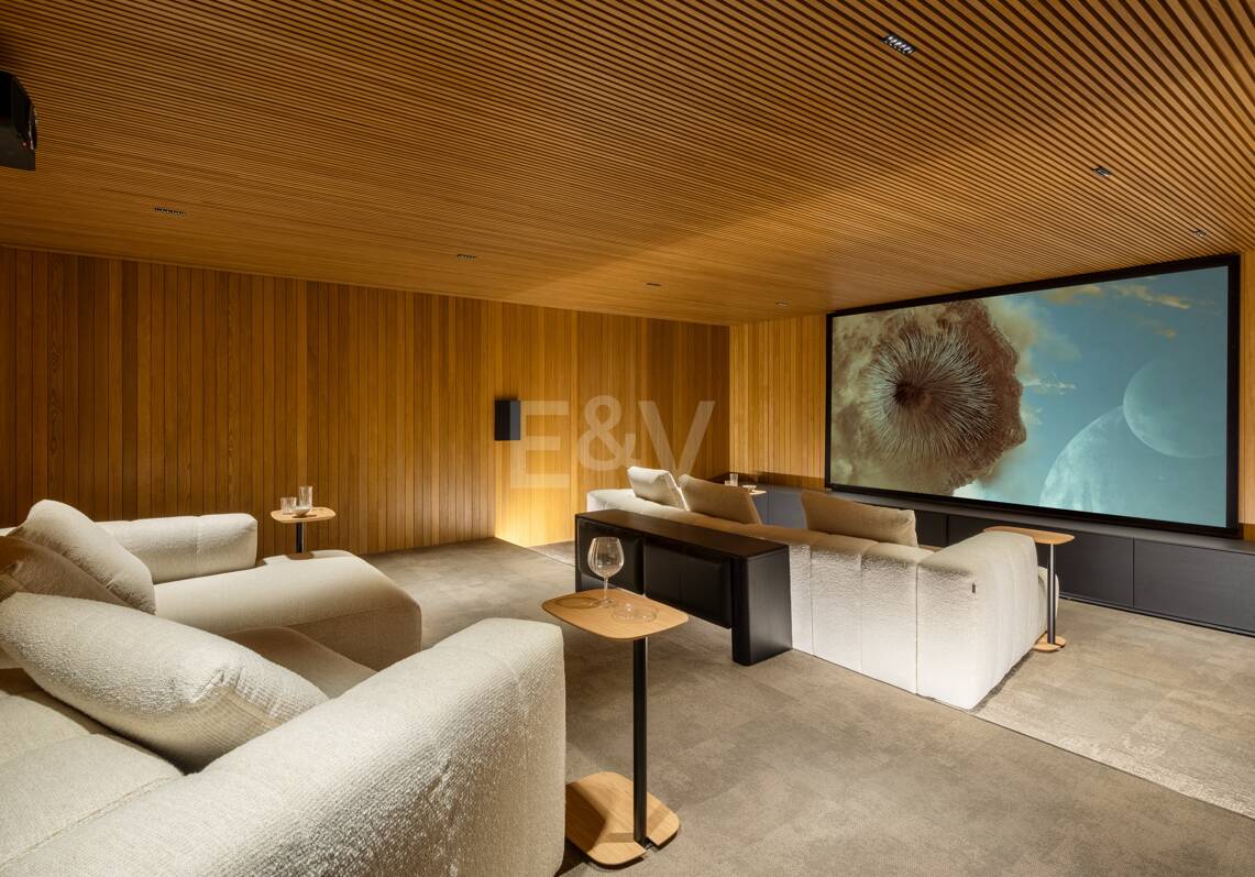 Villa Alia, El Madroñal - Escape to Elevated Living
