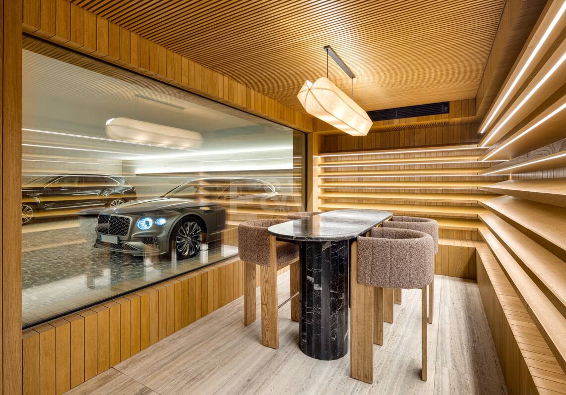 Villa Alia, El Madroñal - Escape to Elevated Living