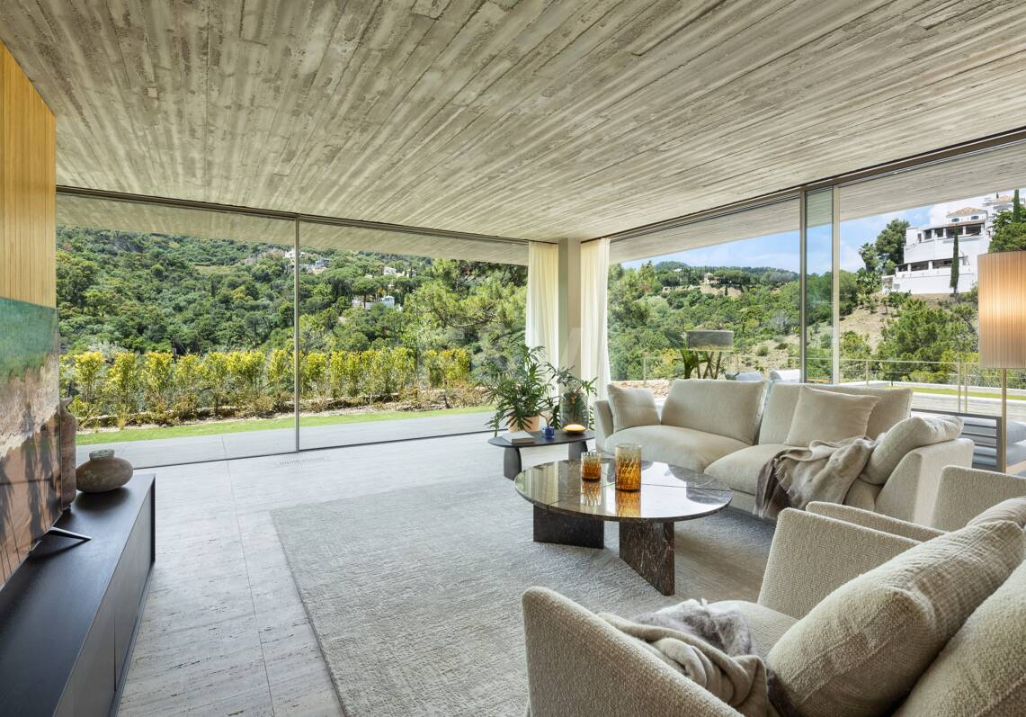 Villa Alia, El Madroñal - Escape to Elevated Living