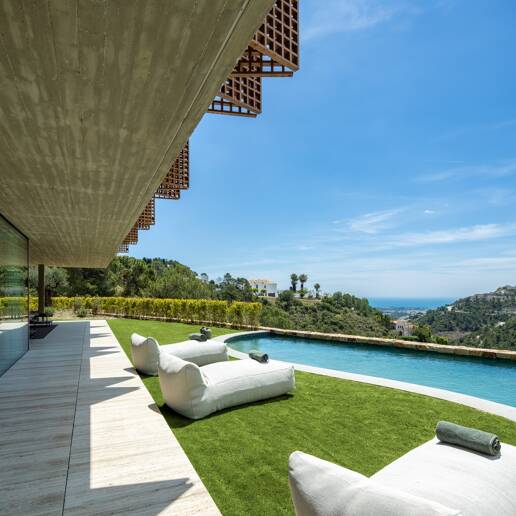 Villa Alia, El Madroñal - Escape to Elevated Living